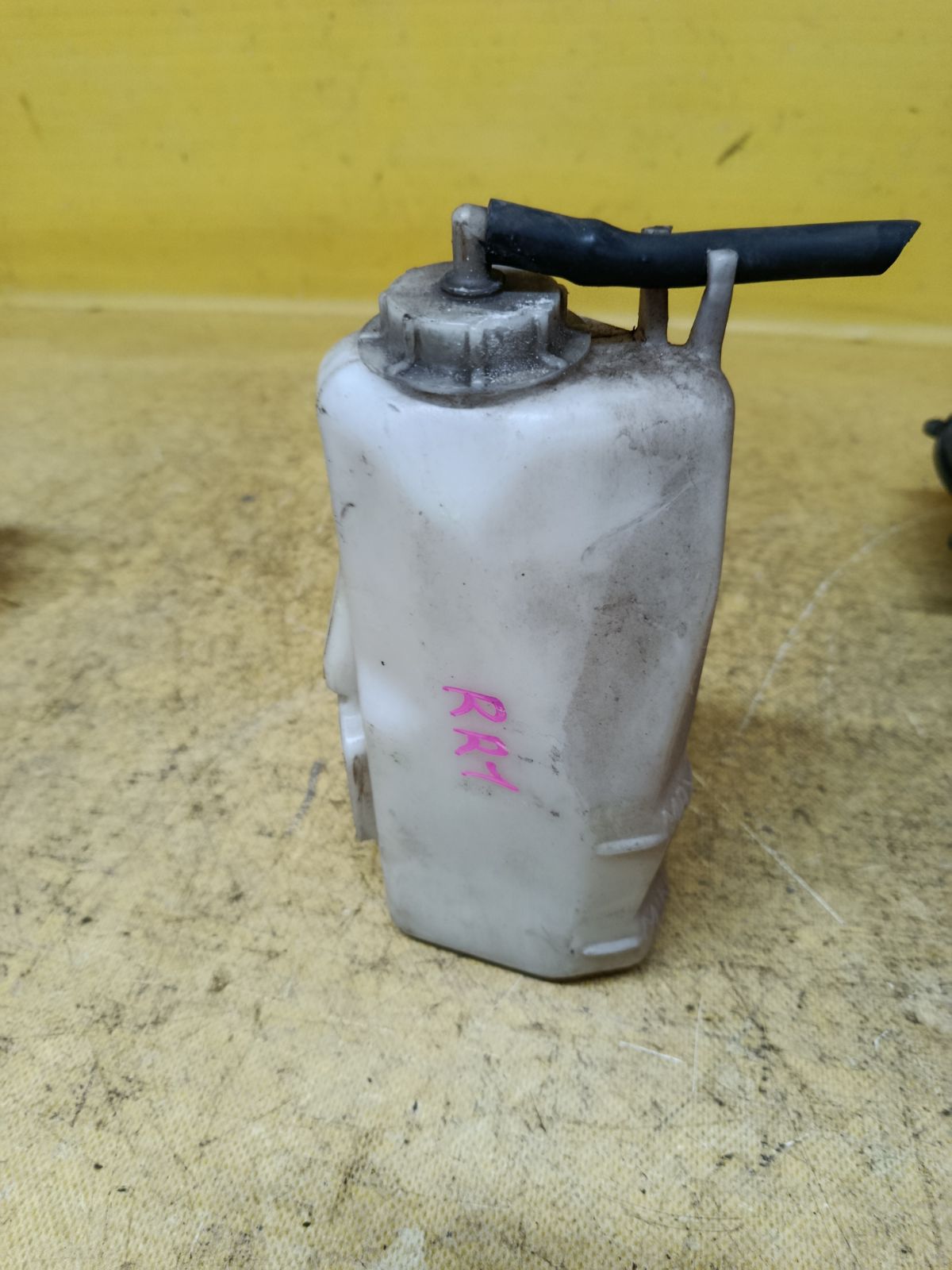 Бачок расширительный на Honda Elysion RR1 K24A Фото 1