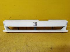 Решетка радиатора на Nissan Cube AZ10 62310-2U301