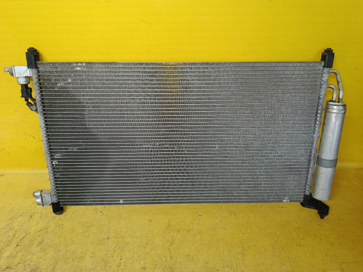 Радиатор кондиционера 92110 1U600, 92110 ED000, FX-267-3170, TD-267-3170 на Nissan Tiida C11 HR15DE Фото 2