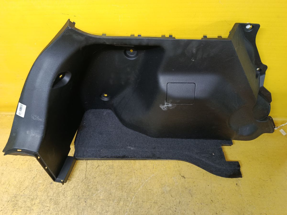 Обшивка багажника 84951-ED000 на Nissan Tiida C11 Фото 2