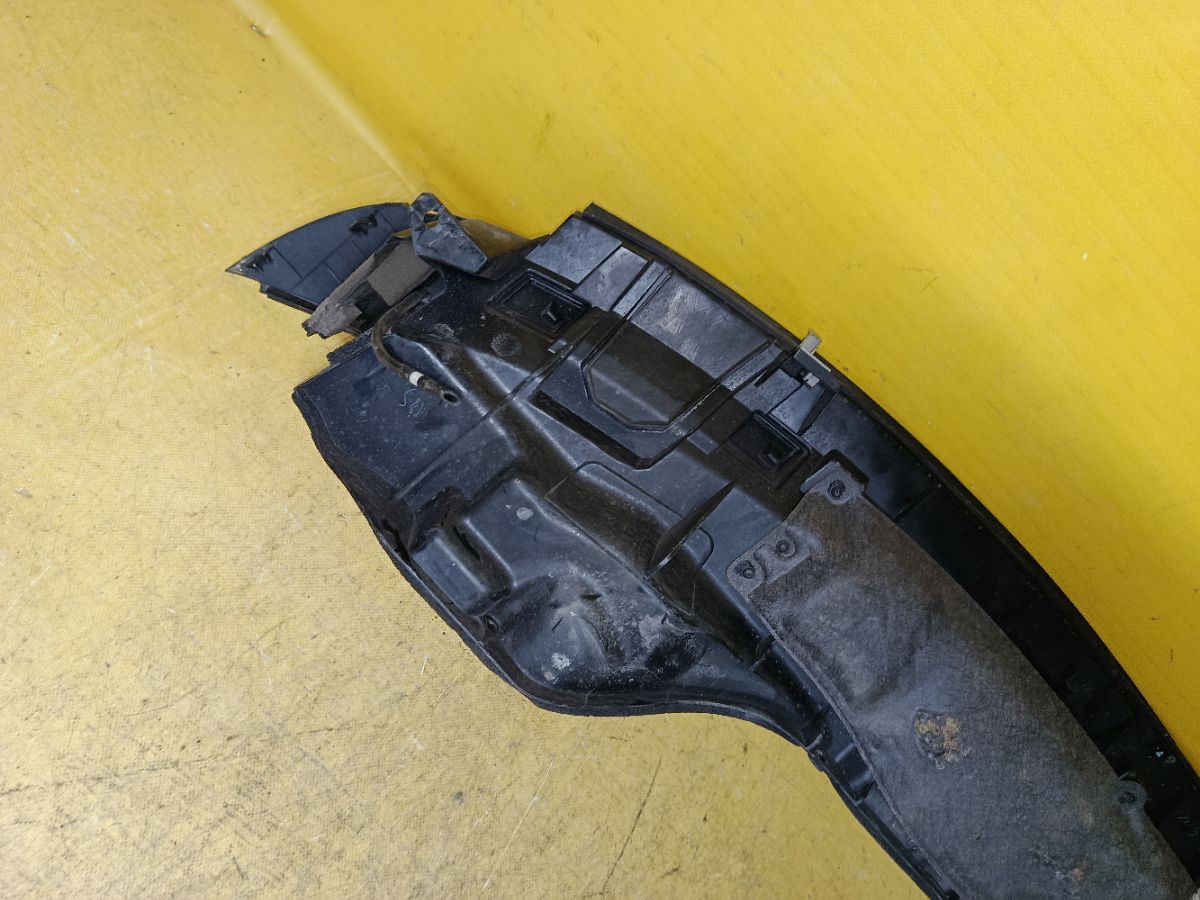 Решетка под лобовое стекло 55708-B2200 на Daihatsu Tanto LA600S Фото 5