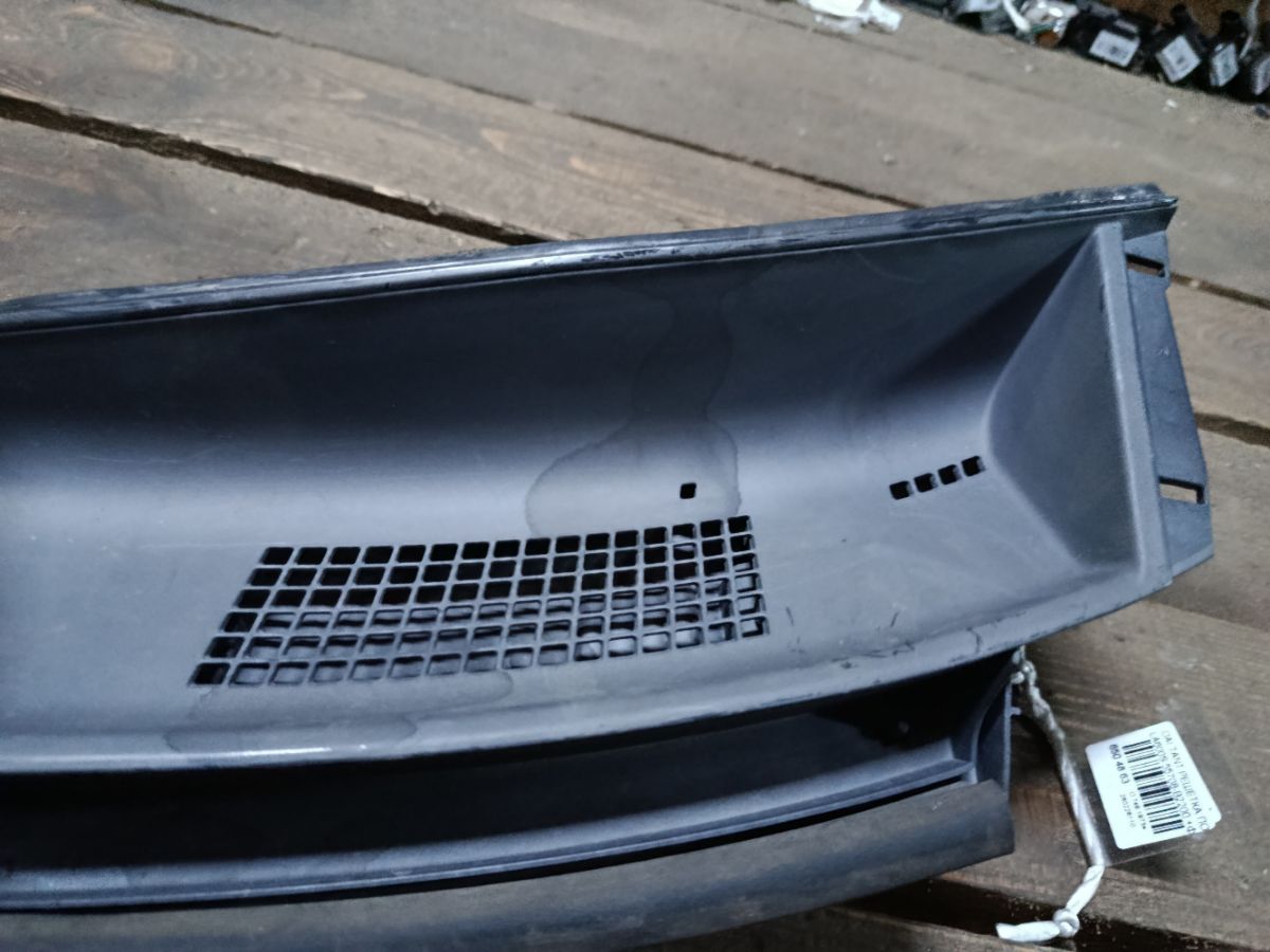 Решетка под лобовое стекло 55708-B2200 на Daihatsu Tanto LA600S Фото 7