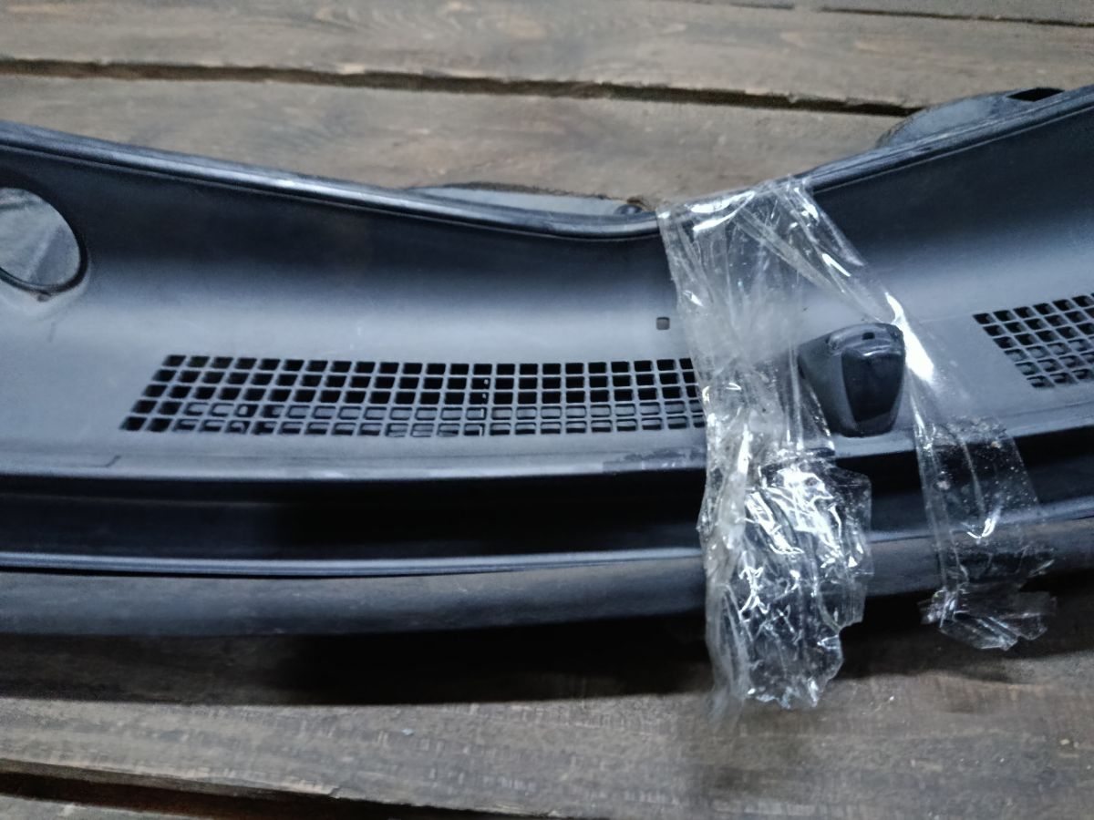 Решетка под лобовое стекло 55708-B2200 на Daihatsu Tanto LA600S Фото 8