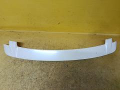 Спойлер на Honda Freed Hybrid GP3, Заднее расположение