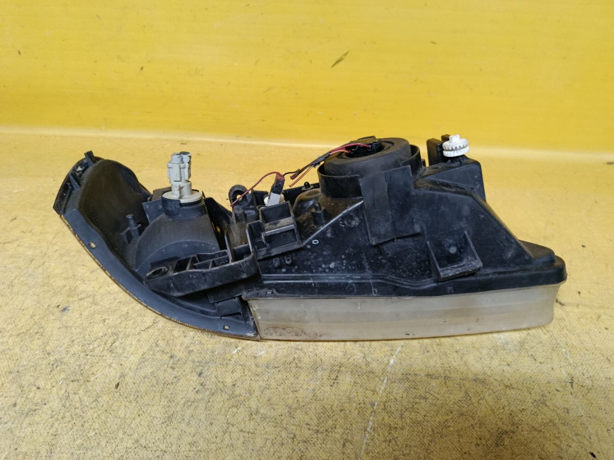 Фара 1602 1602 на Nissan Sunny FB15 Фото 6