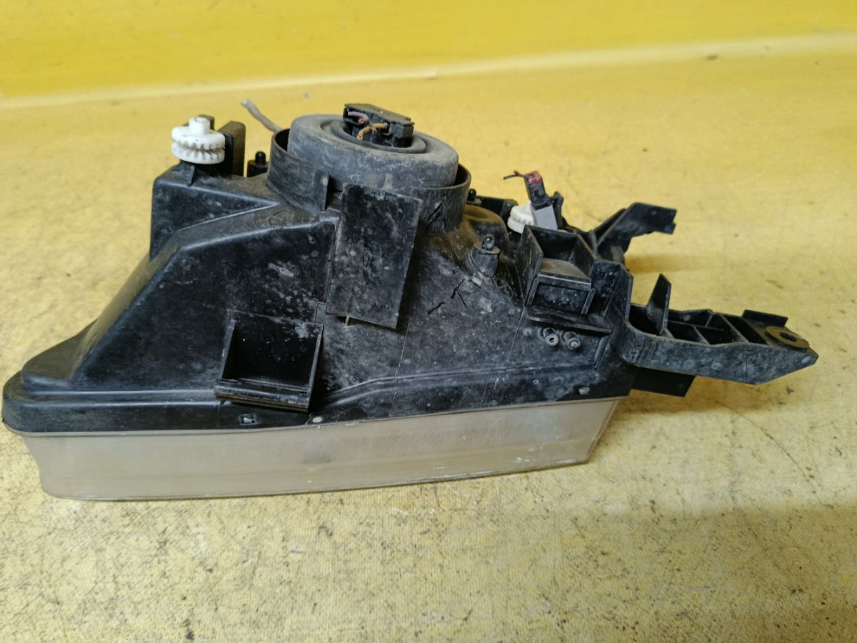 Фара 1602 1602 на Nissan Sunny FB15 Фото 4