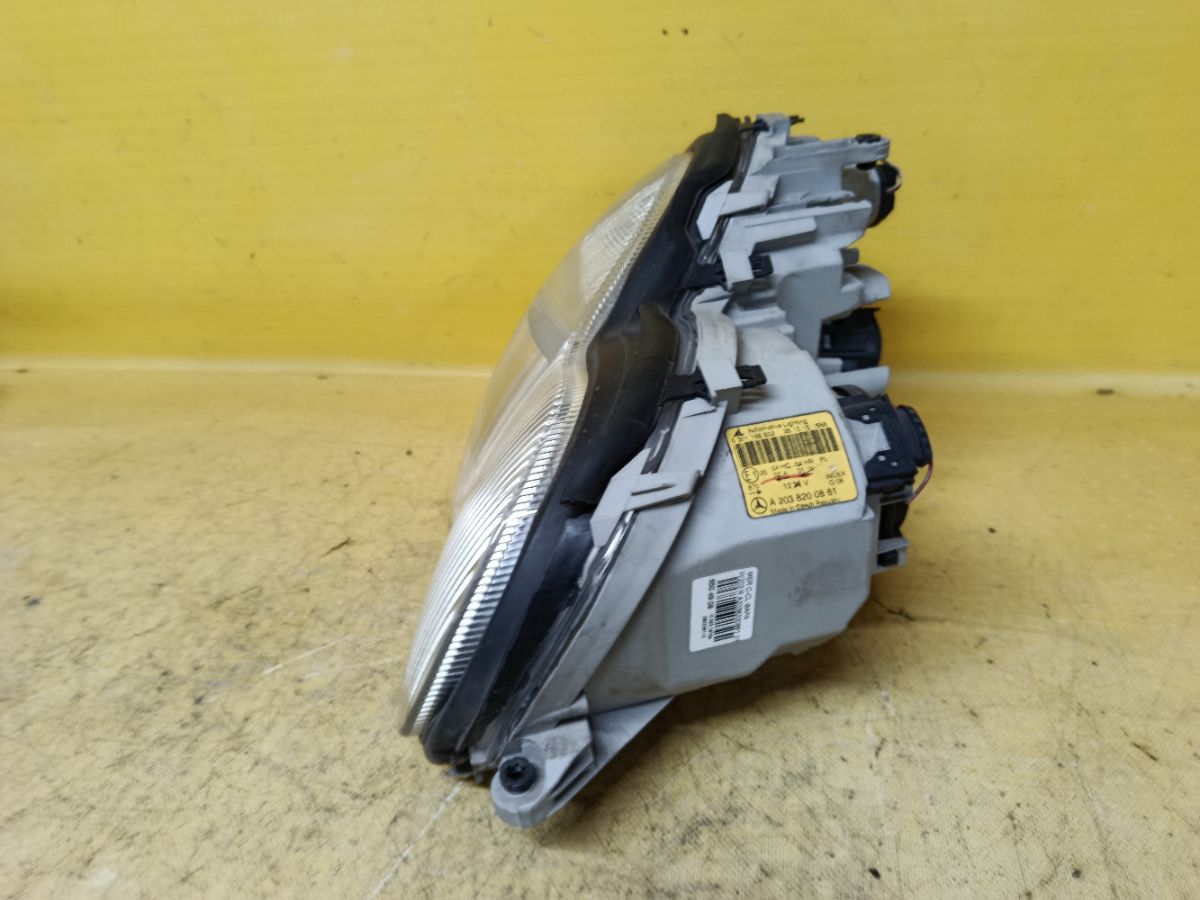 Фара A2038200861 на Mercedes-Benz C-Class W203 Фото 4