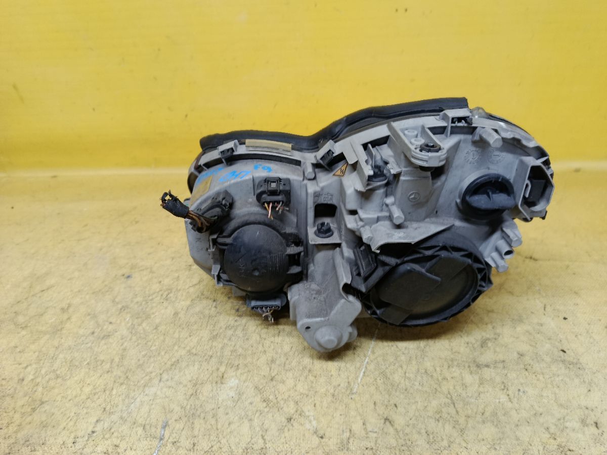 Фара A2038204061 на Mercedes-Benz C-Class W203 Фото 2