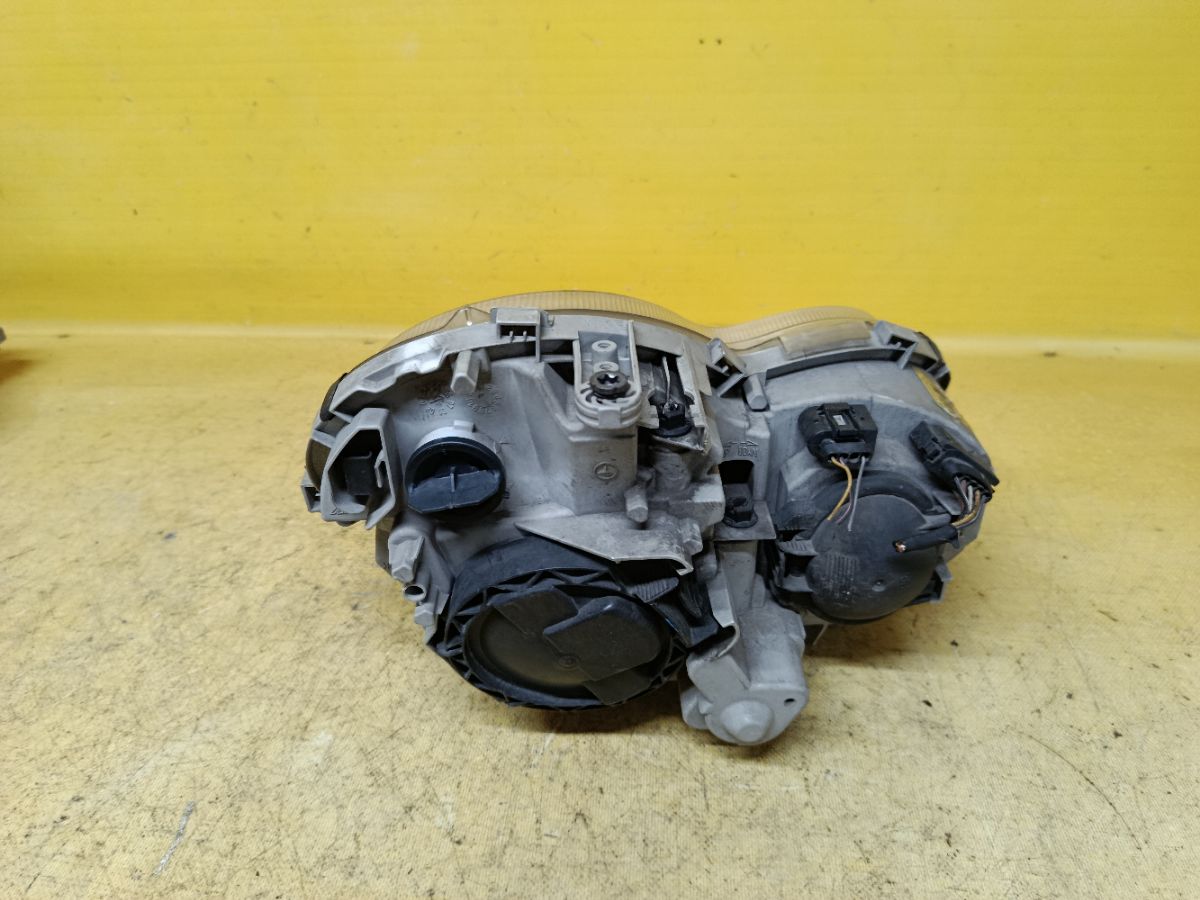 Фара A2038203759 на Mercedes-Benz C-Class W203 Фото 4