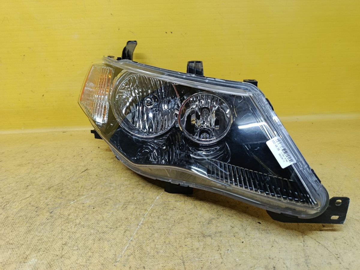 Фара P5585 P5585 на Mitsubishi Outlander CW5W Фото 1