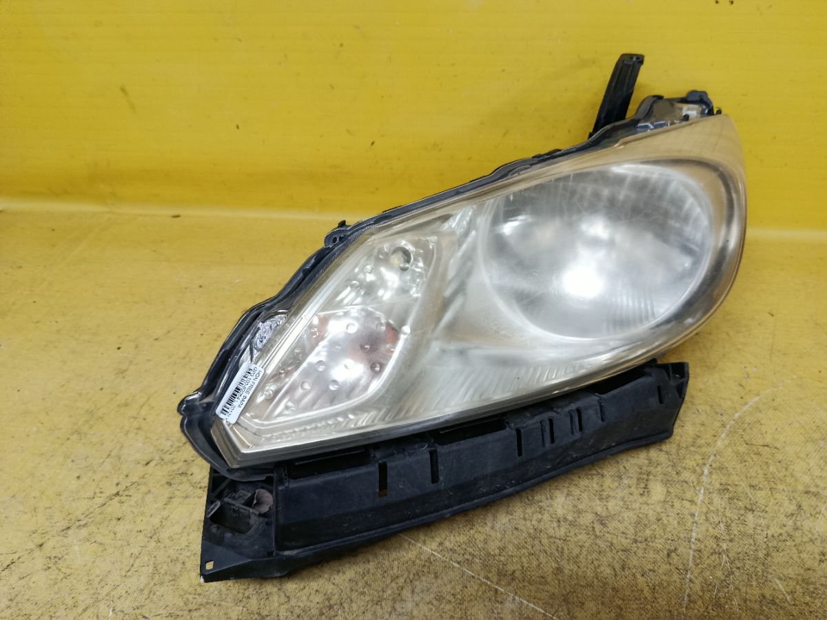 Фара 100-62054 100-62054 на Honda Freed Hybrid GP3 Фото 1