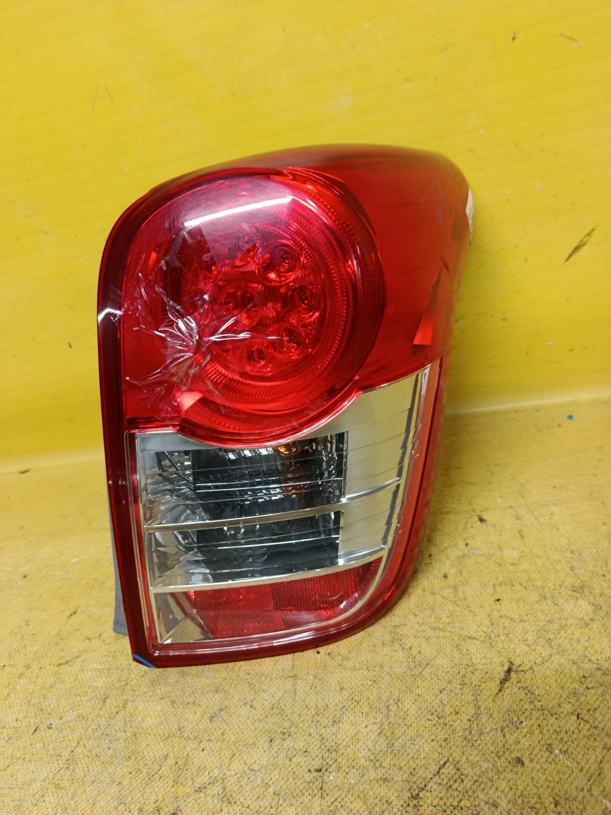 Стоп 13-100 13-100 на Toyota Corolla Fielder NZE144G Фото 1