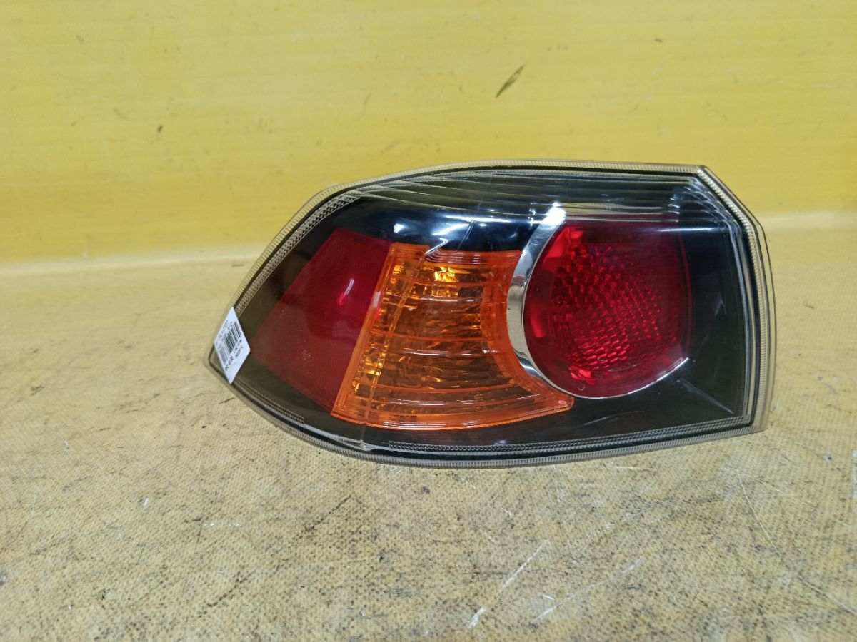 Стоп P5996 P5996 на Mitsubishi Galant Fortis CY4A Фото 1