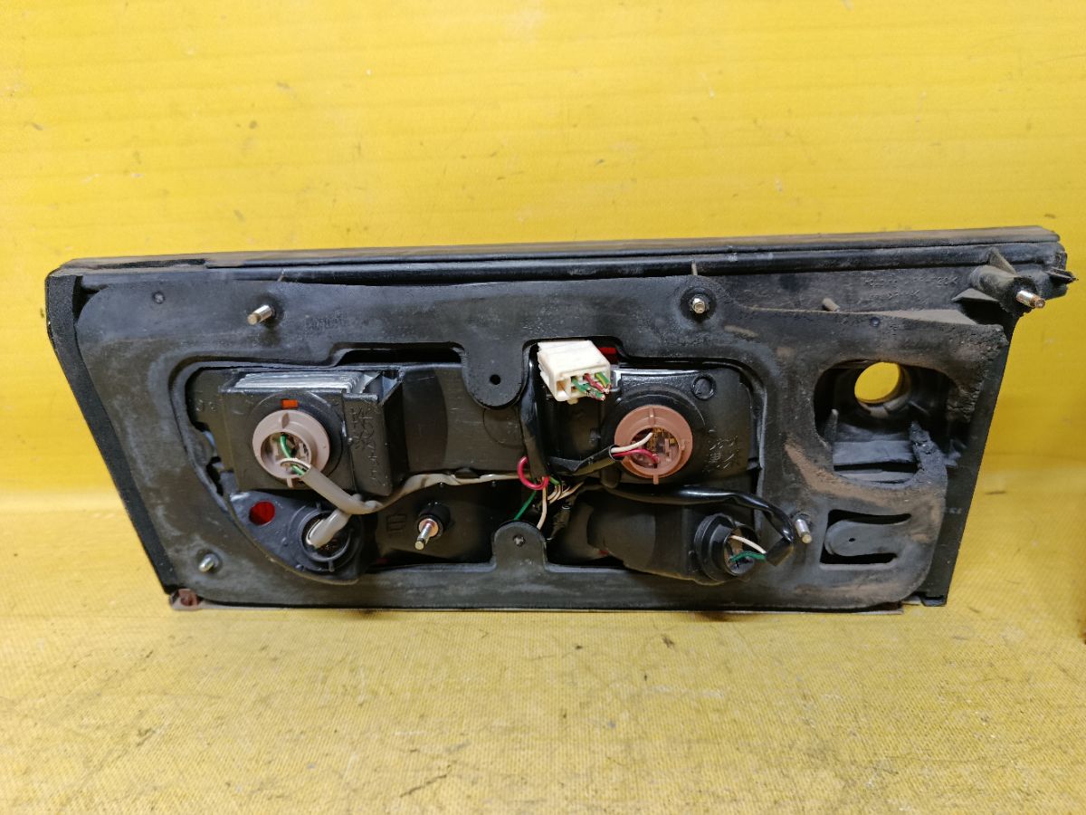 Стоп 30-211 30-211 на Toyota Crown GS151 Фото 7