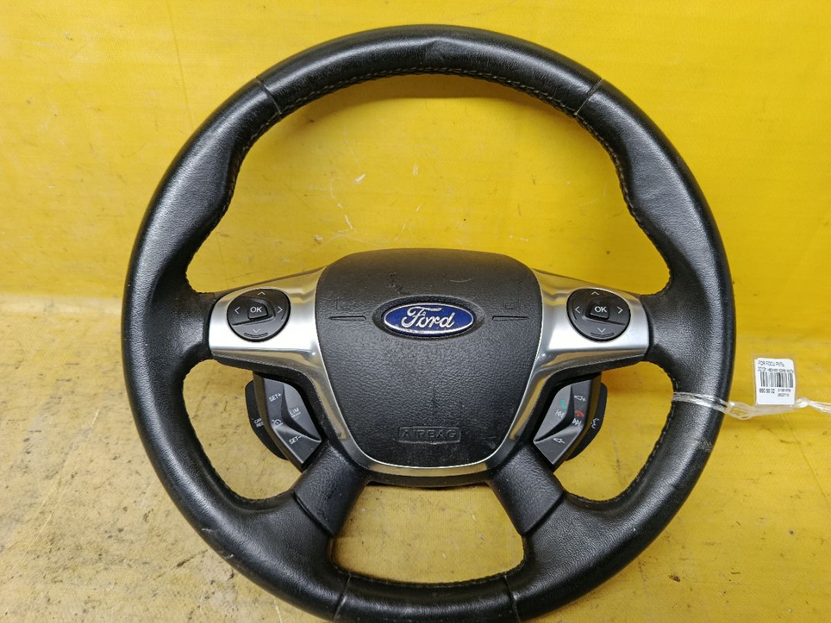 Руль на Ford Focus 3 Фото 1