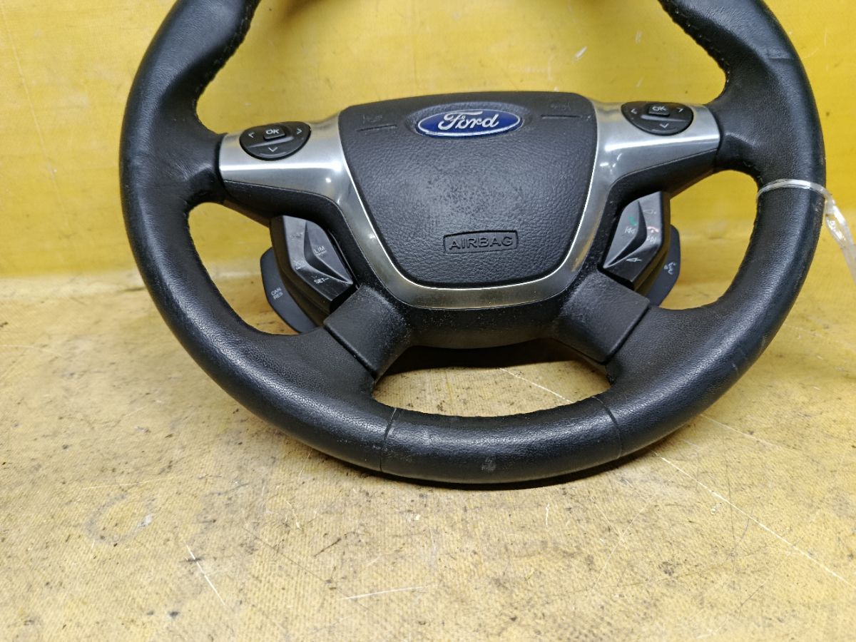 Руль на Ford Focus 3 Фото 4