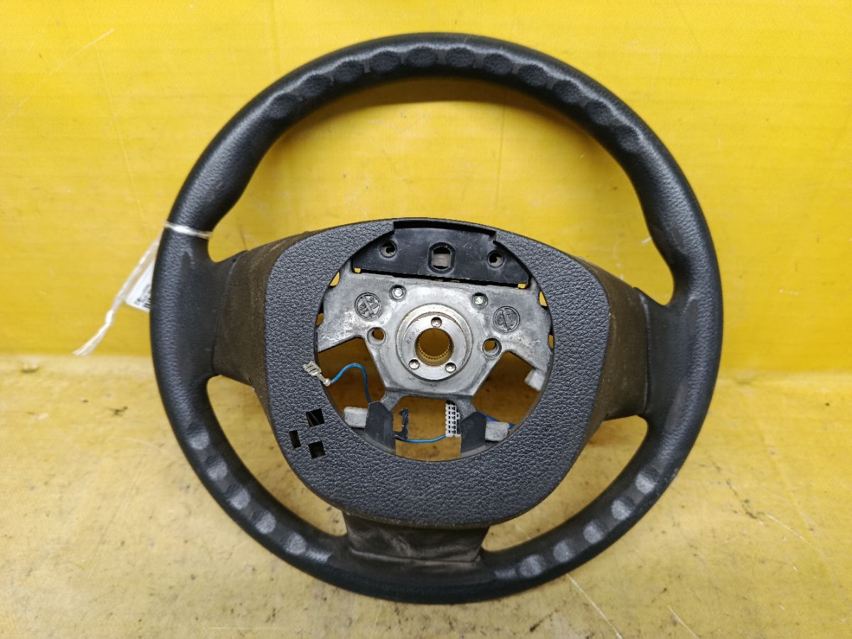 Руль на Nissan Livina Фото 2