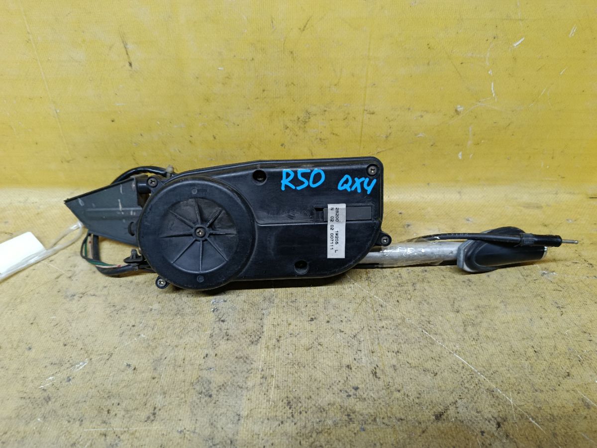 Антенна 28200-1W205 на Infiniti Qx4 R50 Фото 4