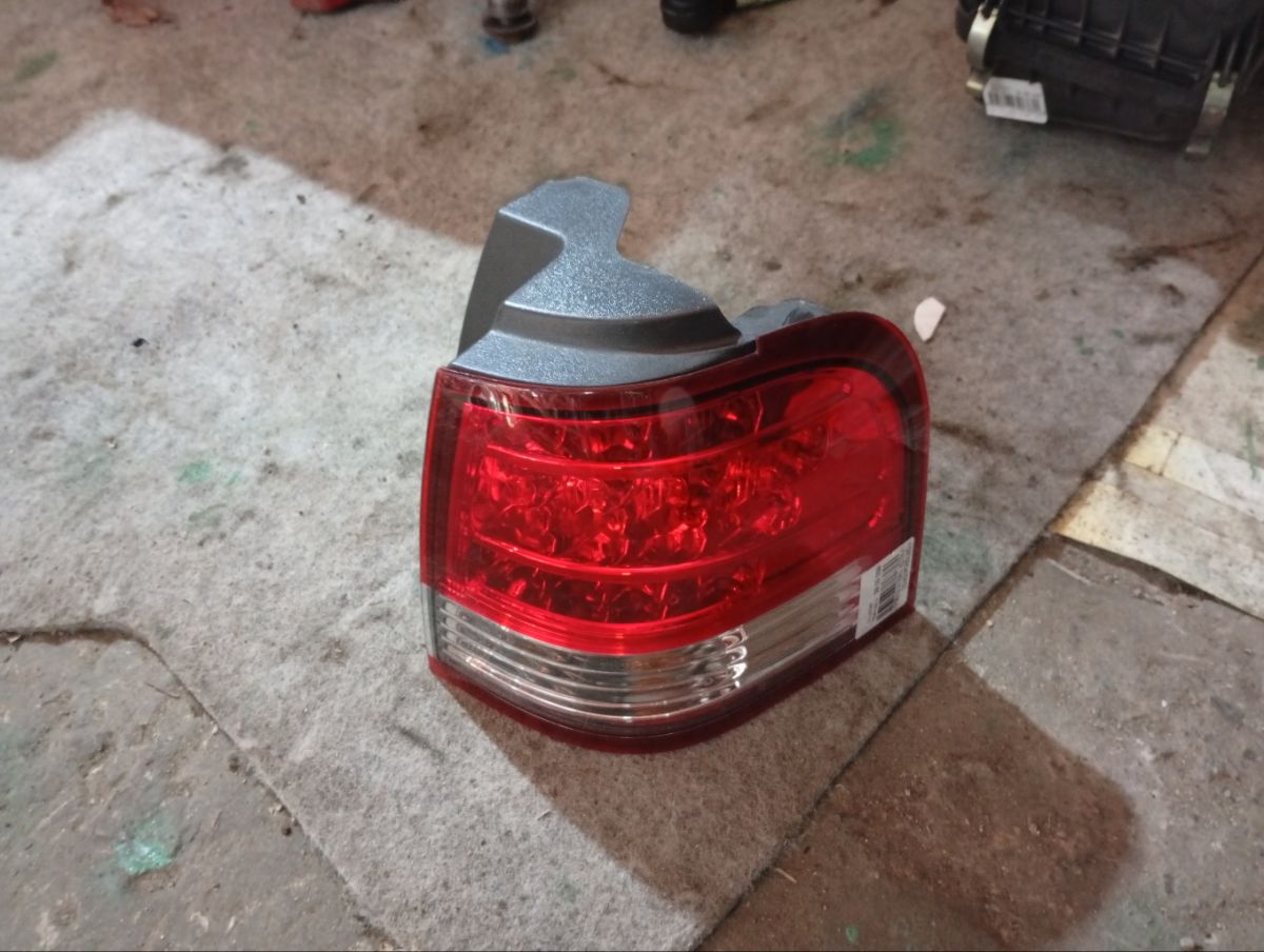 Стоп 1668 1668,EV95-51150 на Ford Escape LFAL3P Фото 3