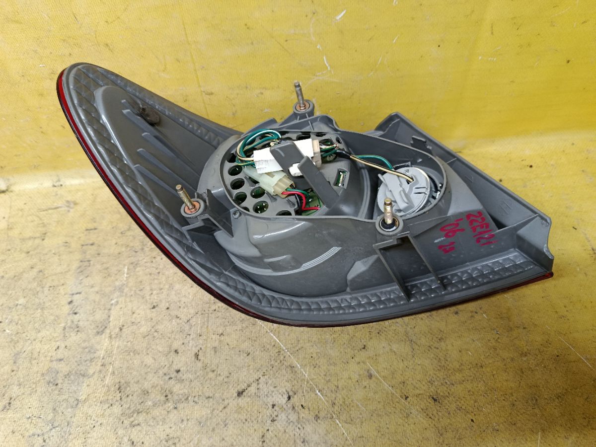 Стоп 02-87 02-87 на Toyota Corolla ZZE121 Фото 4