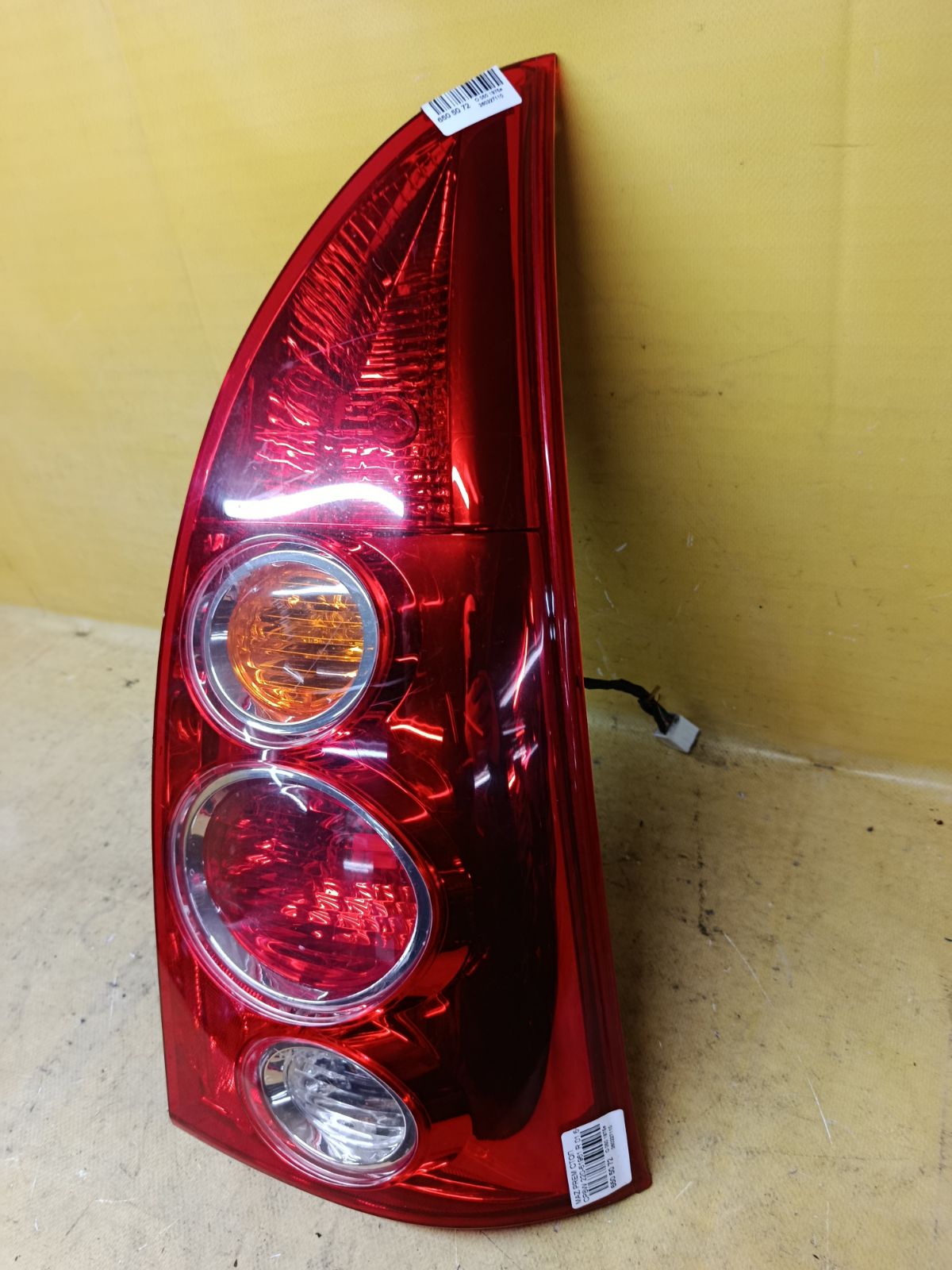 Стоп 220-61961 220-61961 на Mazda Premacy CP8W Фото 2