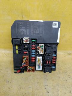 Блок предохранителей на Nissan Tiida C11 HR15DE 284B7-ED03A