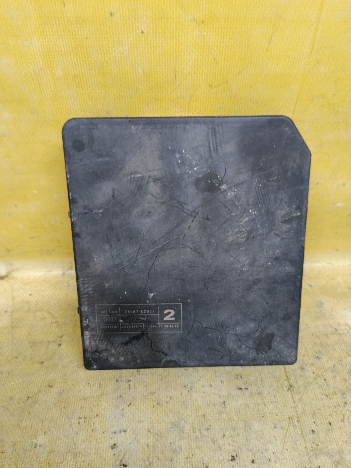 Блок предохранителей 284B7-ED03A на Nissan Tiida C11 HR15DE Фото 2