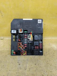 Блок предохранителей на Nissan Tiida C11 HR15DE 284B7-ED03A