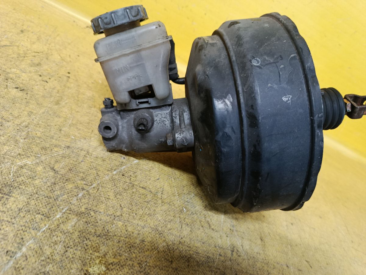 Главный тормозной цилиндр на Suzuki Grand Vitara TX92W H27A Фото 3