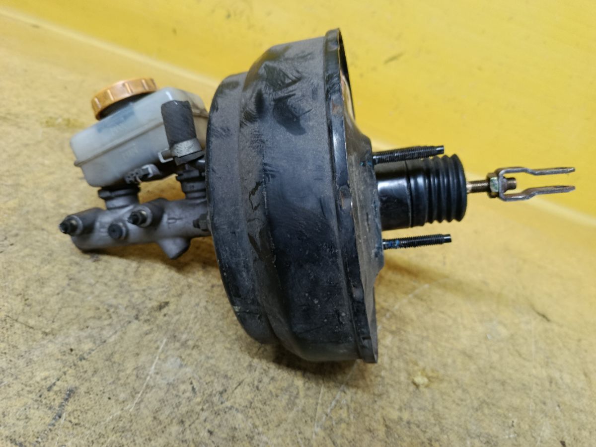 Главный тормозной цилиндр на Infiniti Qx4 R50 VQ35DE Фото 2