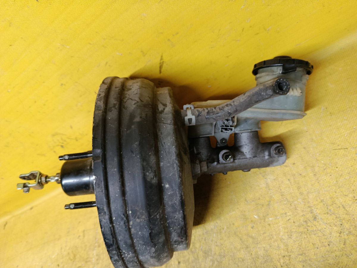 Главный тормозной цилиндр на Honda Cr-V RD5 K20A Фото 2