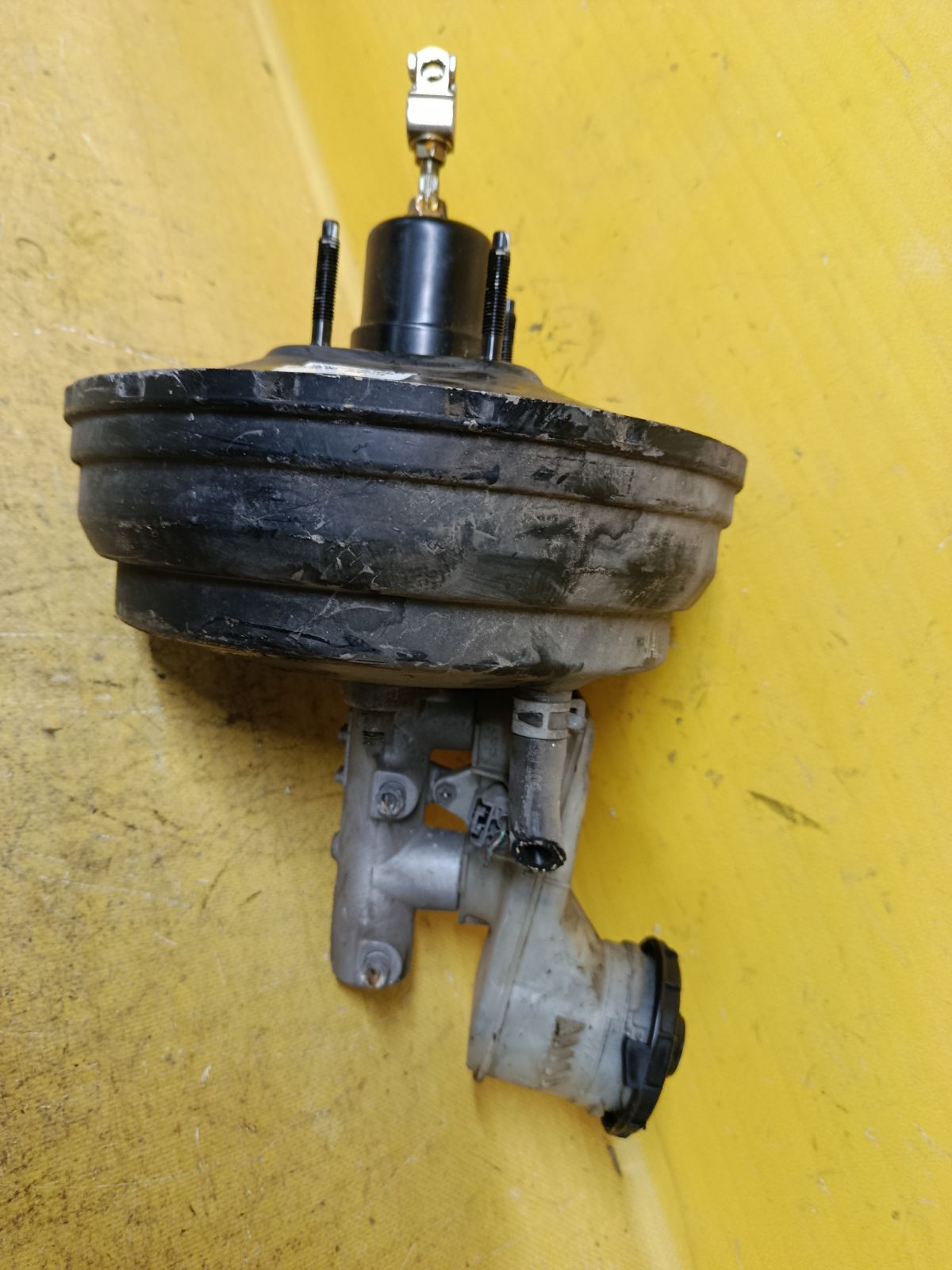 Главный тормозной цилиндр на Honda Cr-V RD5 K20A Фото 1