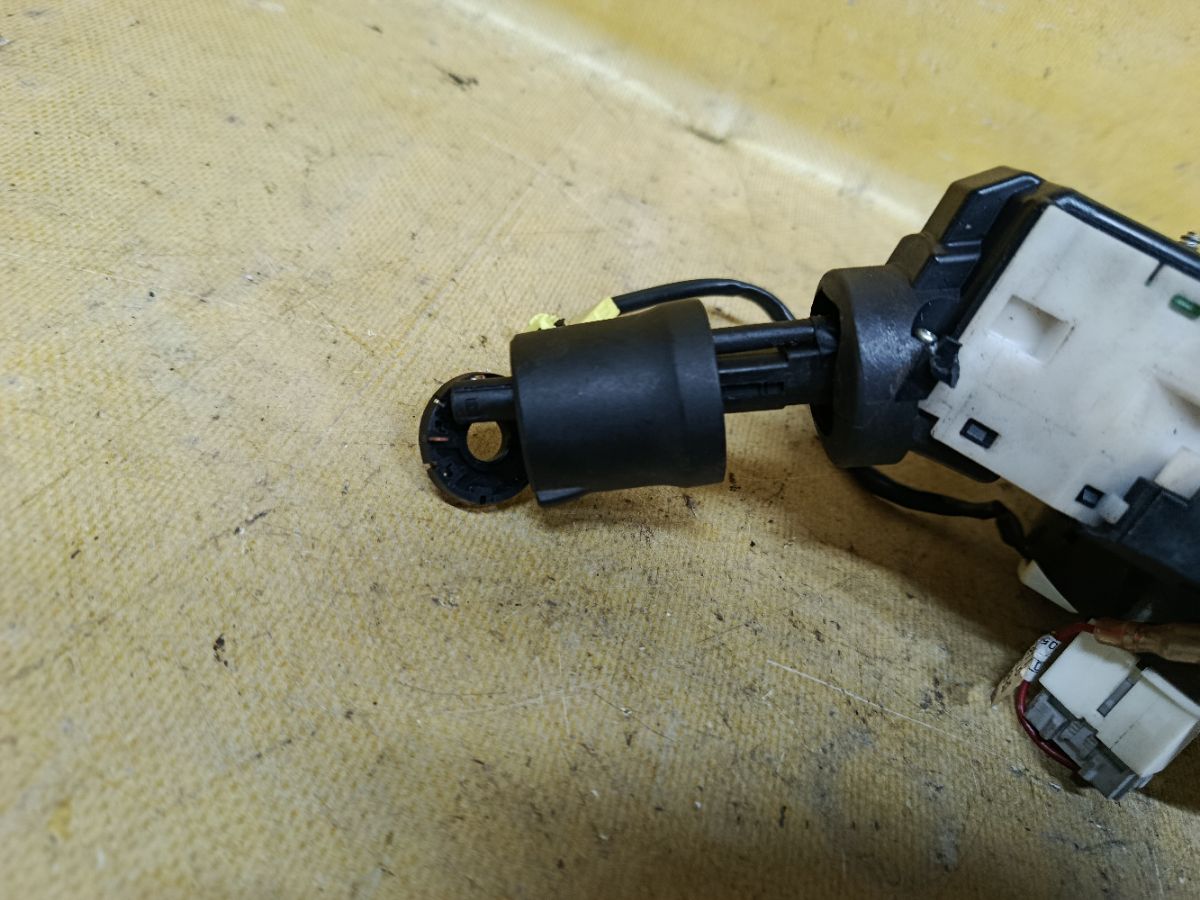 Шлейф-лента air bag на Nissan Tiida C11 Фото 2