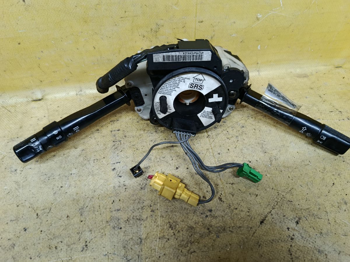 Переключатель поворотов 35250-S10-A110-M1 на Honda Cr-V RD1 Фото 1