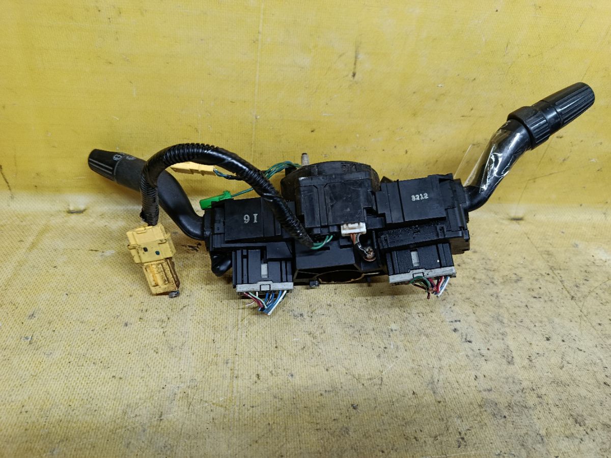 Переключатель поворотов на Honda Cr-V RD5 Фото 2