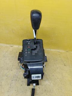 Ручка КПП на Toyota Corolla ZRE150 Фото 3