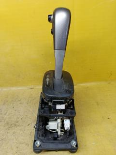 Ручка КПП на Nissan Tiida C11 Фото 2