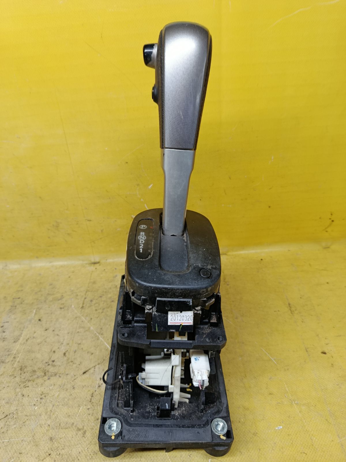 Ручка КПП на Nissan Tiida C11 Фото 2