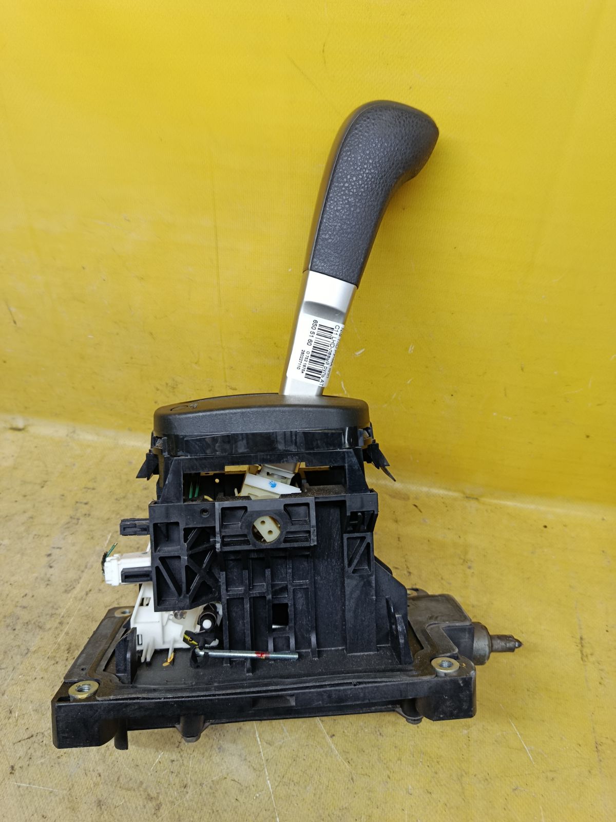 Ручка КПП на Nissan Tiida C11 Фото 3