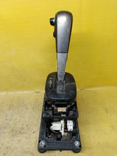 Ручка КПП на Nissan Tiida C11 Фото 2