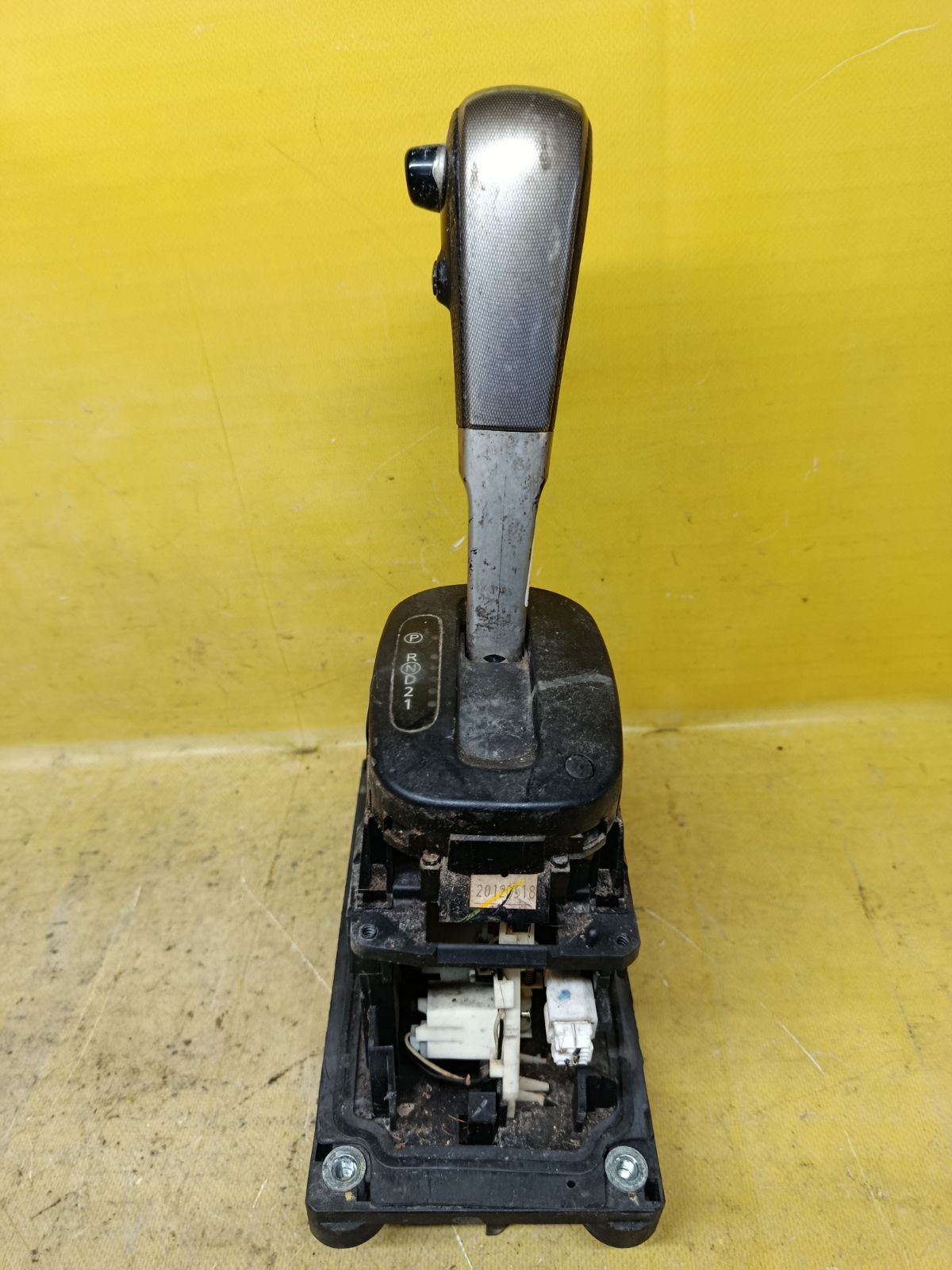 Ручка КПП на Nissan Tiida C11 Фото 2