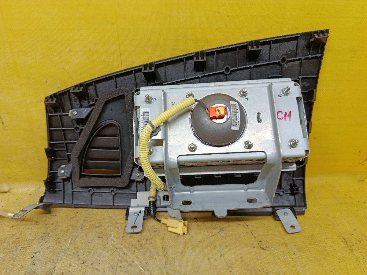 Air bag на Nissan Tiida C11 Фото 2