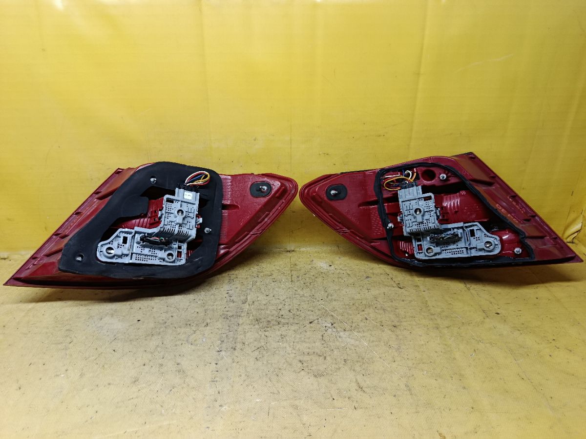 Стоп на Mercedes-Benz C-Class W204 Фото 4