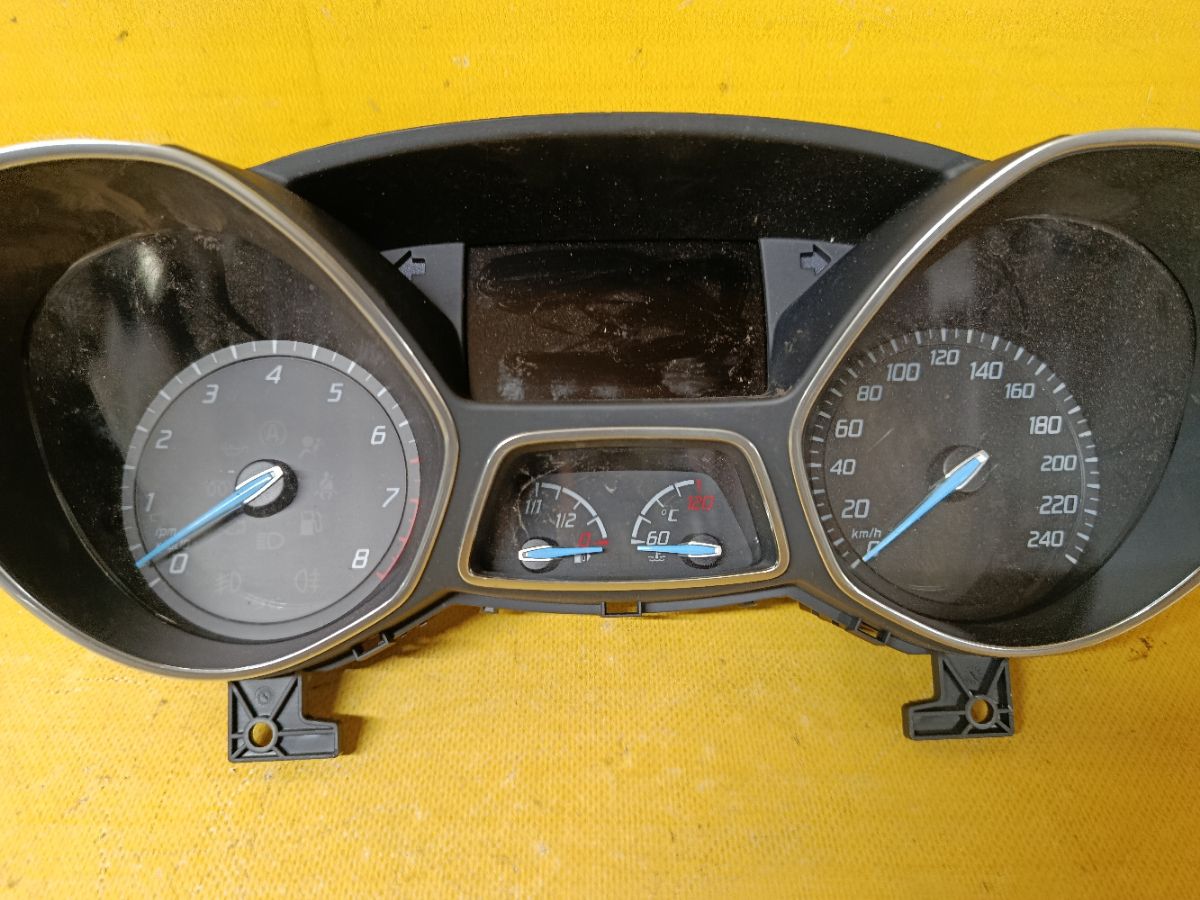 Спидометр CM5T-10849-JJC на Ford Focus 3 PNDA Фото 2