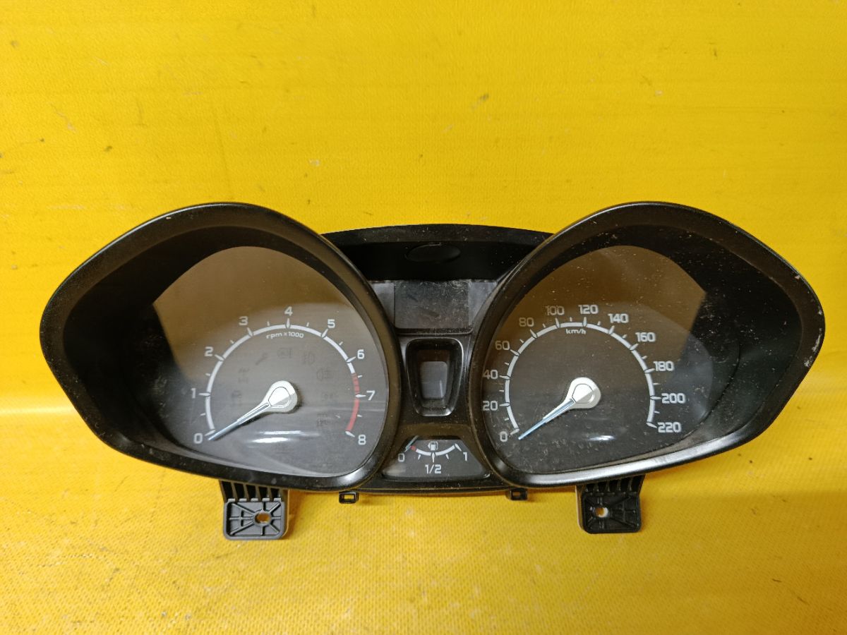 Спидометр CN15-10849-ZE на Ford Ecosport Фото 1