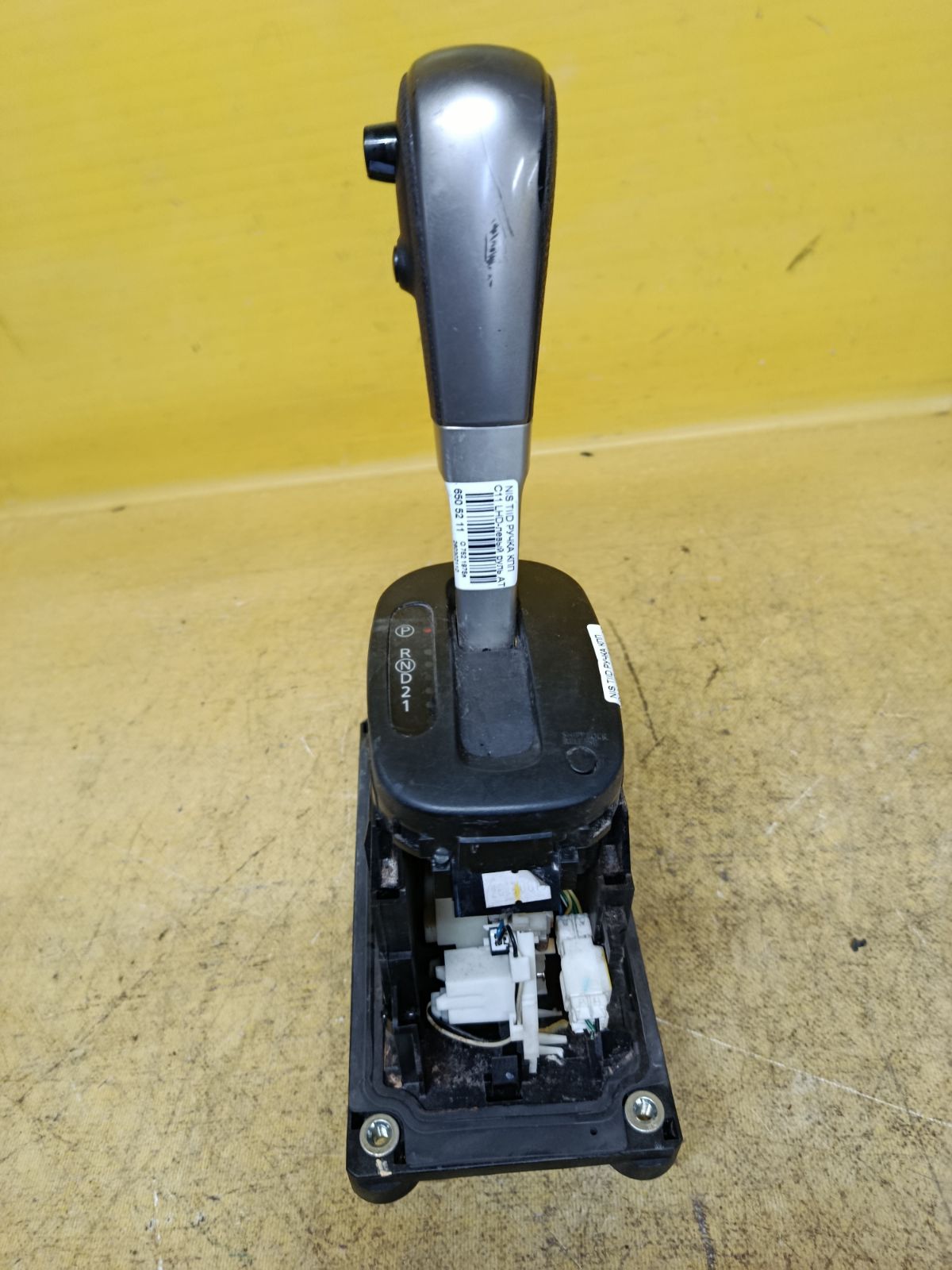 Ручка КПП на Nissan Tiida C11 Фото 2