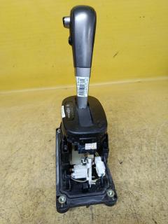 Ручка КПП на Nissan Tiida C11 Фото 2