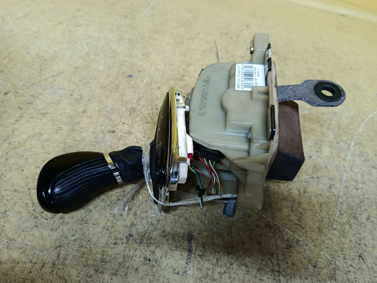 Ручка КПП A2032672524 на Mercedes-Benz C-Class W203.065 Фото 3