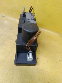 Компрессор центрального замка 0132006360 на Mercedes-Benz C-Class W202.018 111.921 Фото 4