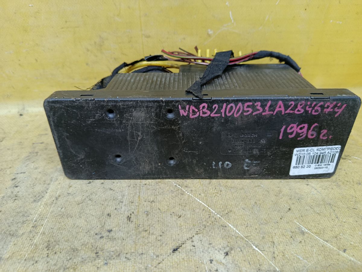 Компрессор центрального замка A2108000148 на Mercedes-Benz E-Class W210.053 104.945 Фото 5